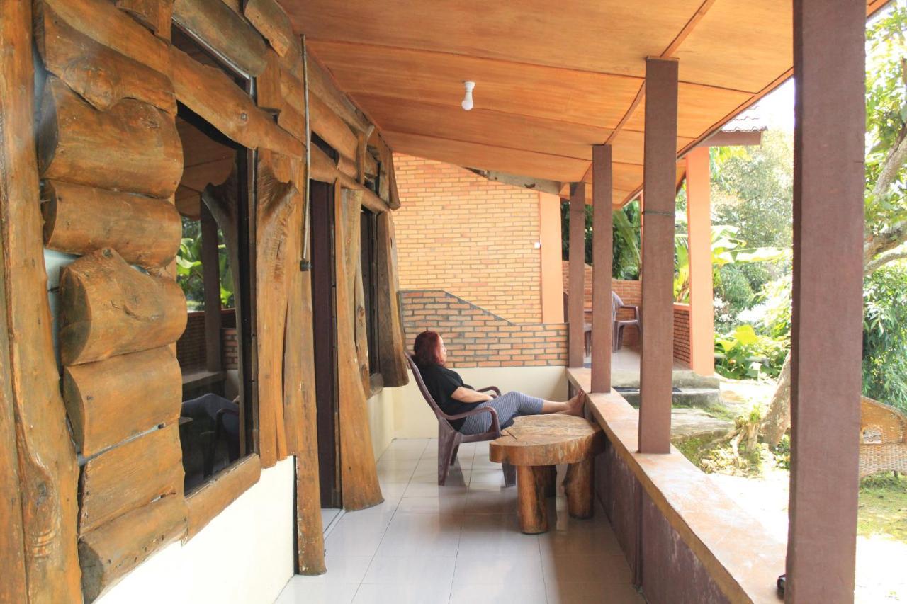 Reggae Guest House Tuk Tuk Exterior photo