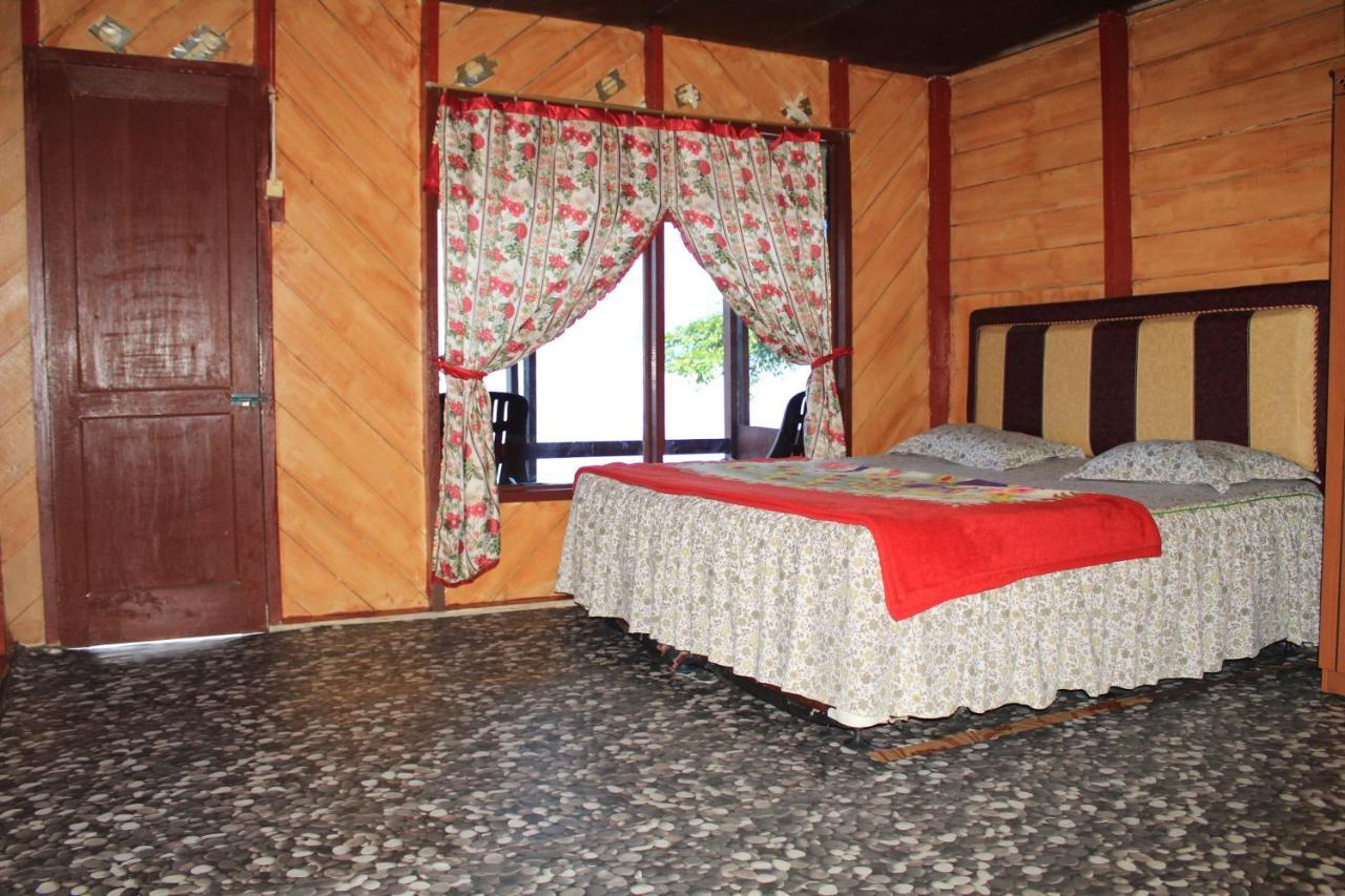 Reggae Guest House Tuk Tuk Exterior photo