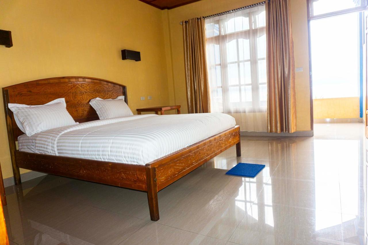Reggae Guest House Tuk Tuk Exterior photo